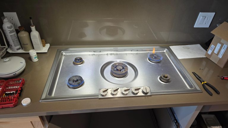 Gaggenau Vario gas cooktop with ignition restored after control board replacement in Vancouver