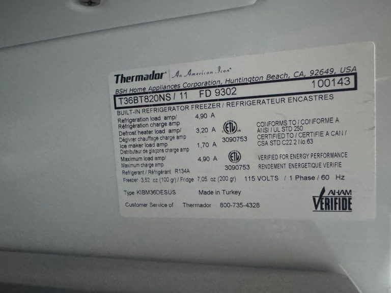 Thermador T36BT820NS/11 built-in refrigerator freezer rating plate showing separate freezer and fridge refrigerant charges