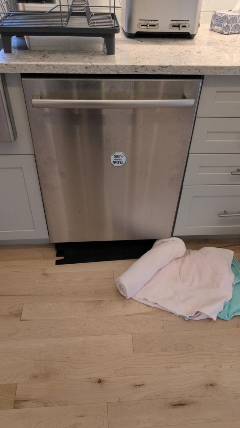 Stainless steel Bosch built-in dishwasher that would not power up or fill with water in a Nepean, Ottawa kitchen